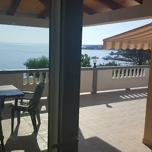 Apartment Slavica, Rab Town